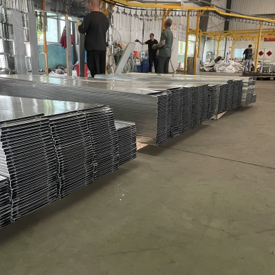 Personalización de bandejas portacables galvanizadas