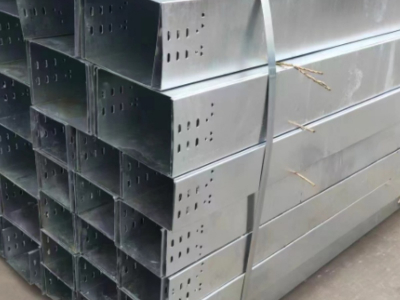 Bandeja de cable al aire libre