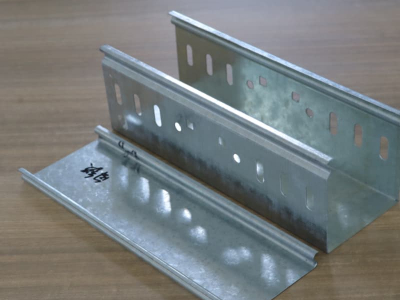 Bandeja de cable de bloqueo automático