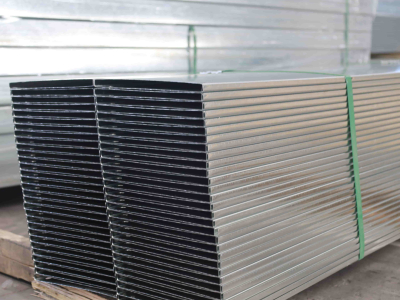 Bandeja de cables de tierra